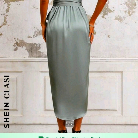 Beautiful wrap dress - Picture 2 of 2